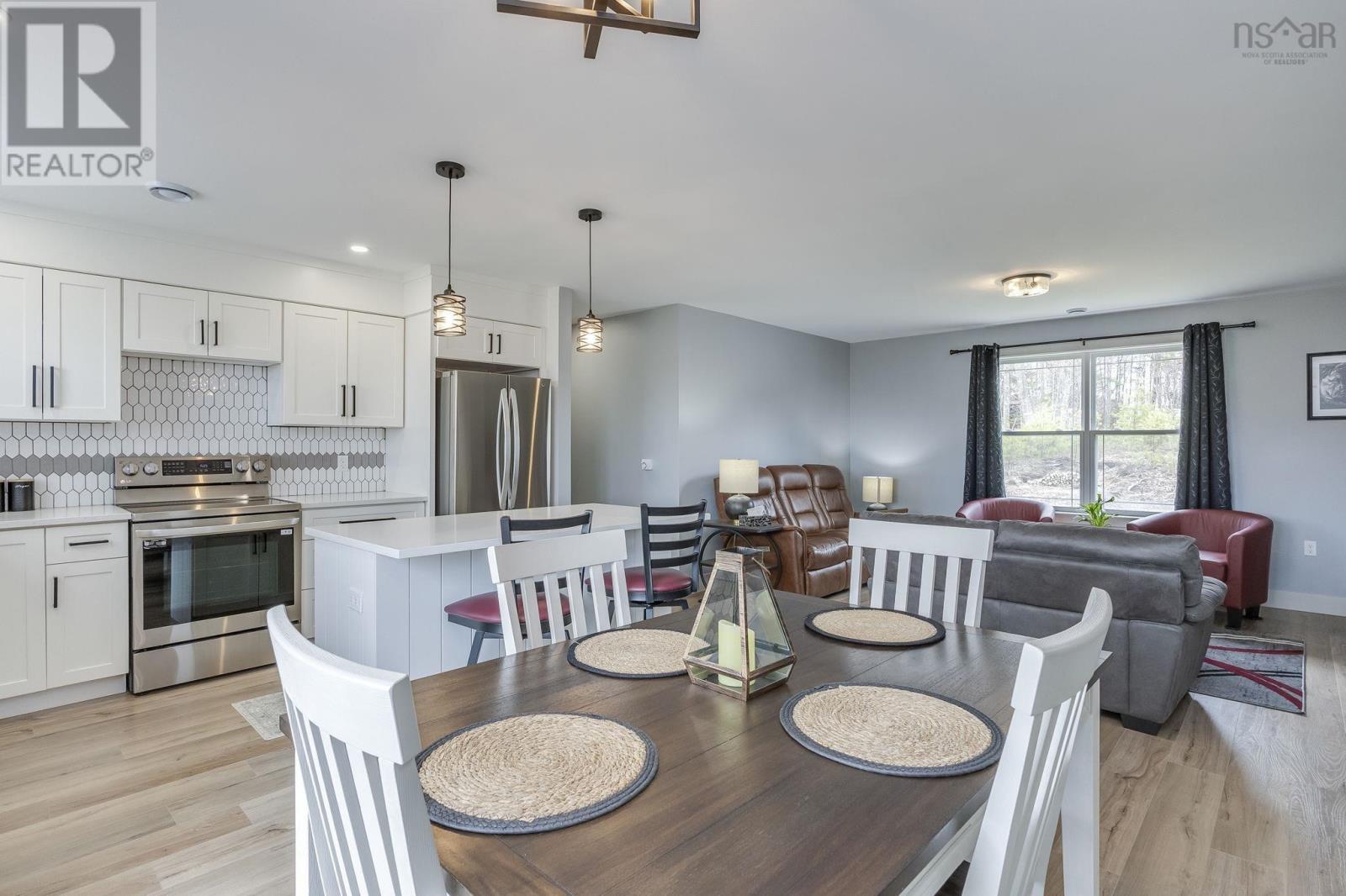 654 Whitman Road - 34