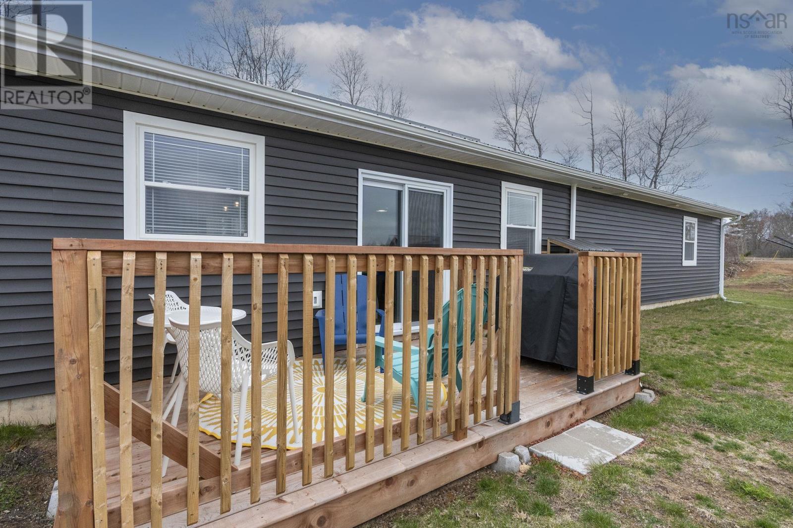 654 Whitman Road - 6