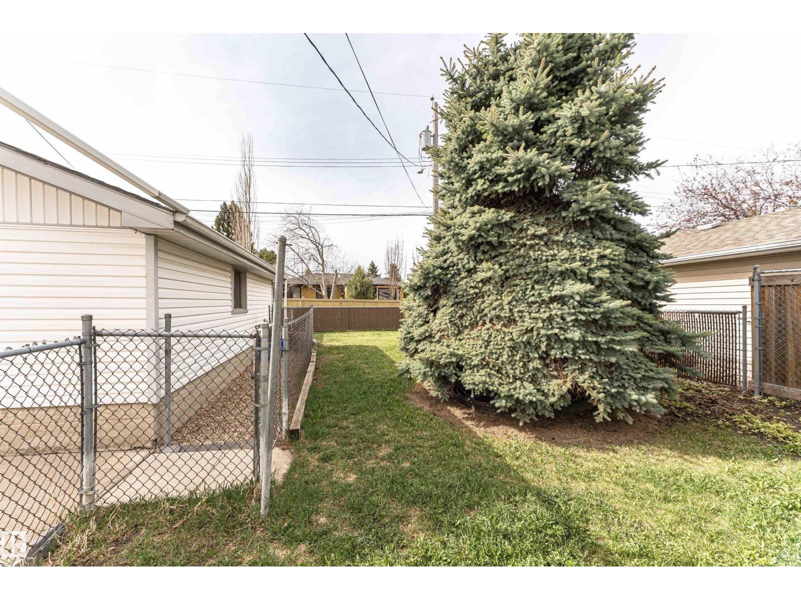 11423 50 AV NW - 53