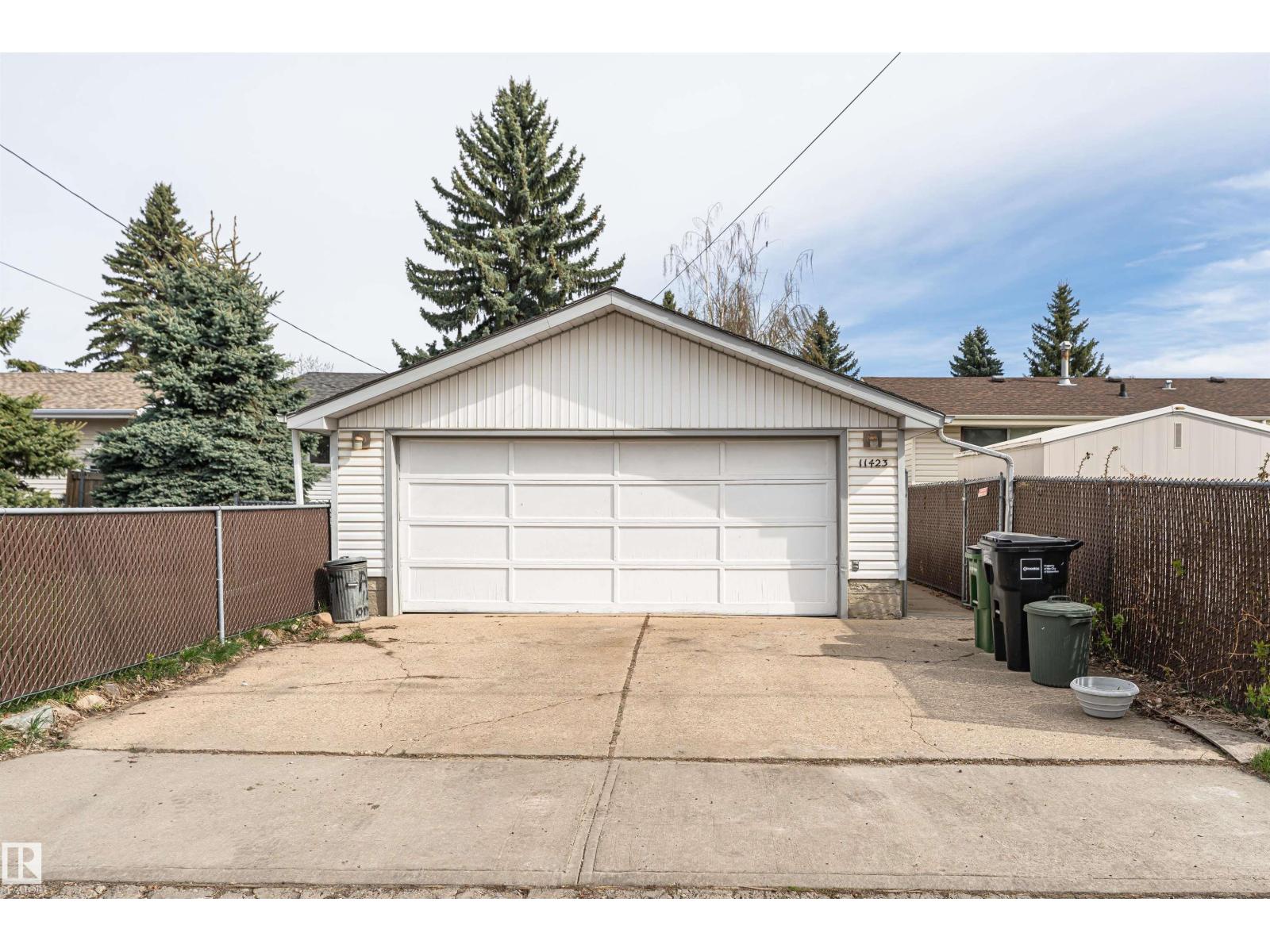 11423 50 AV NW - 57