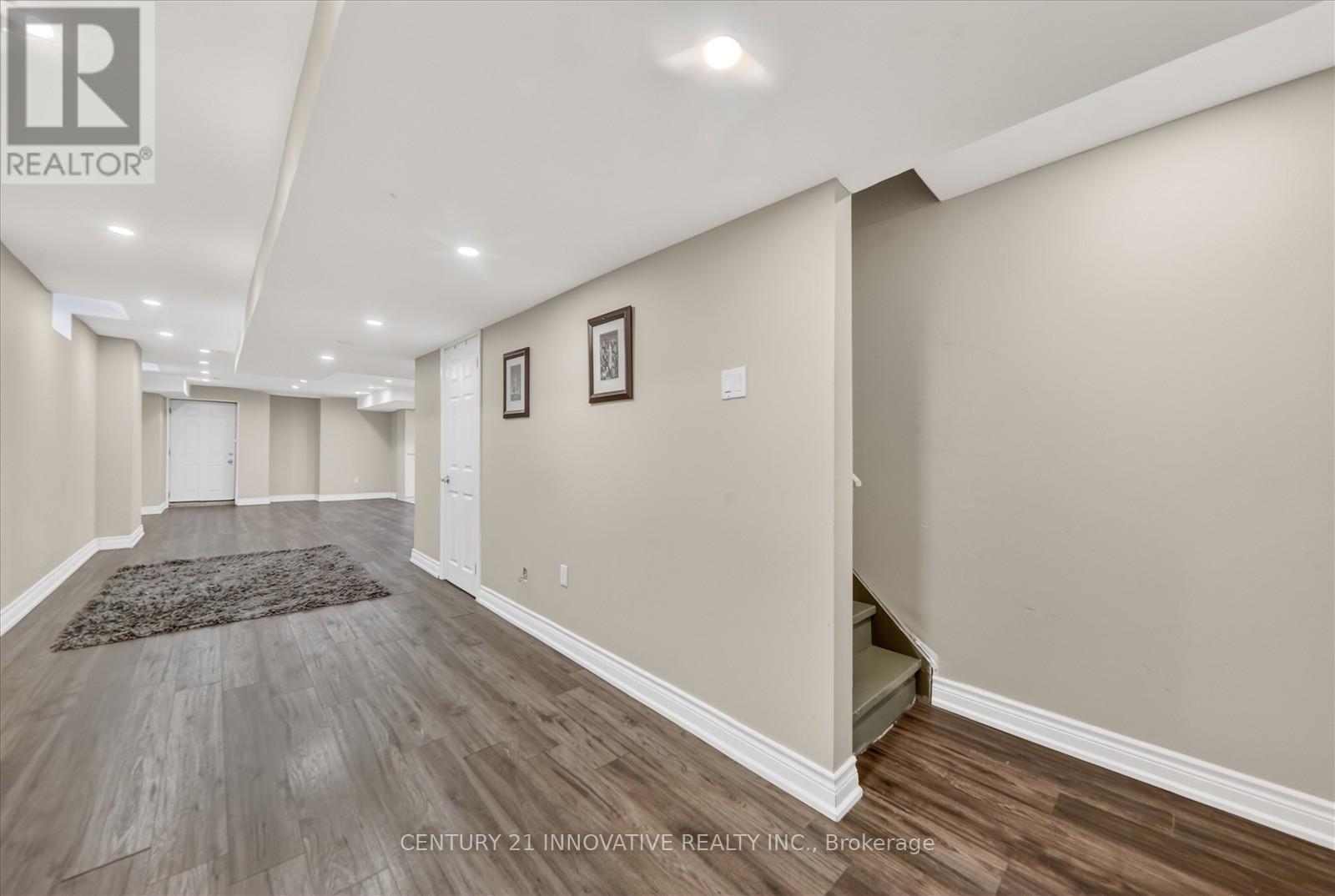 #1 1815 FAIRPORT ROAD - 23