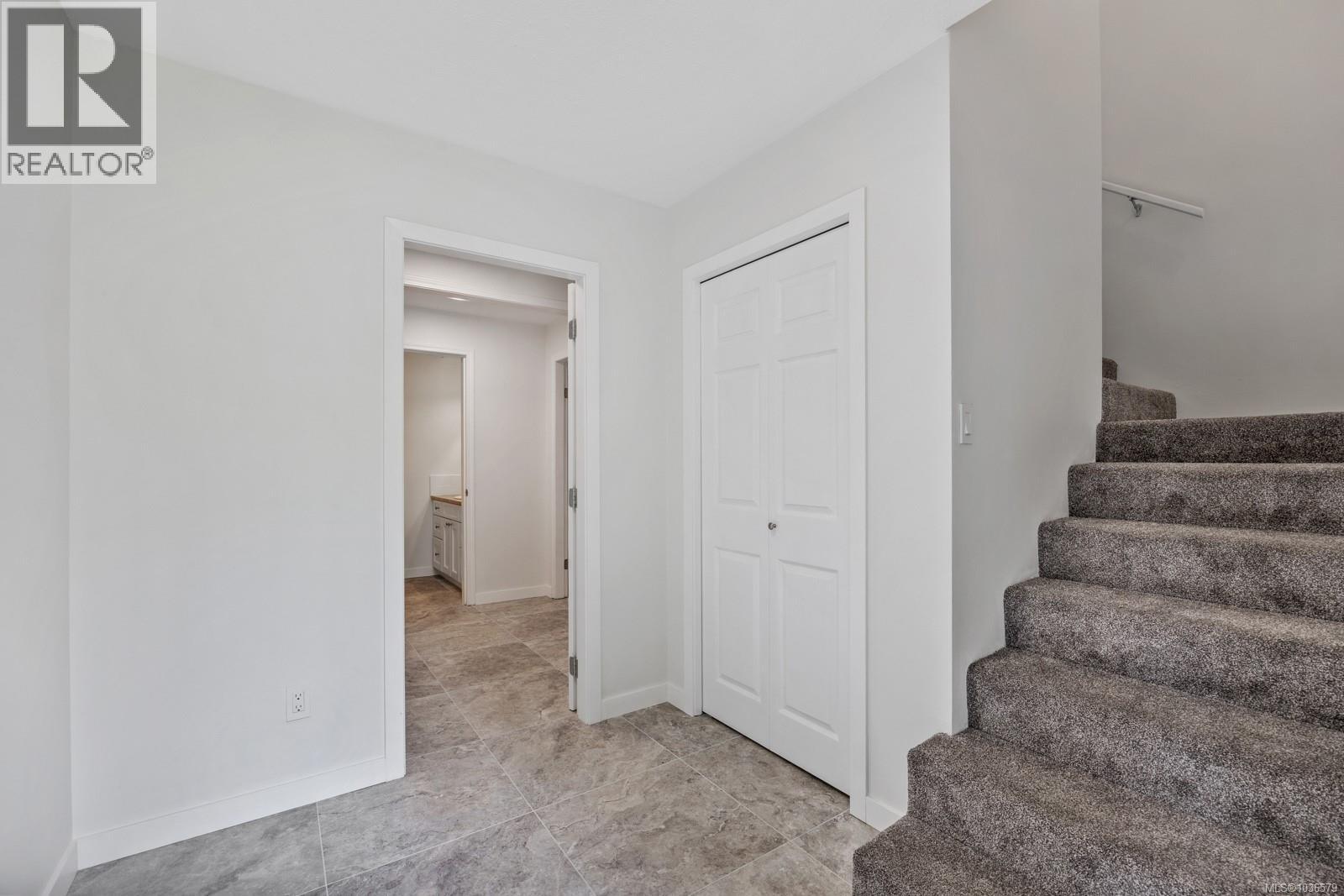 384 Cortez Cres - 18