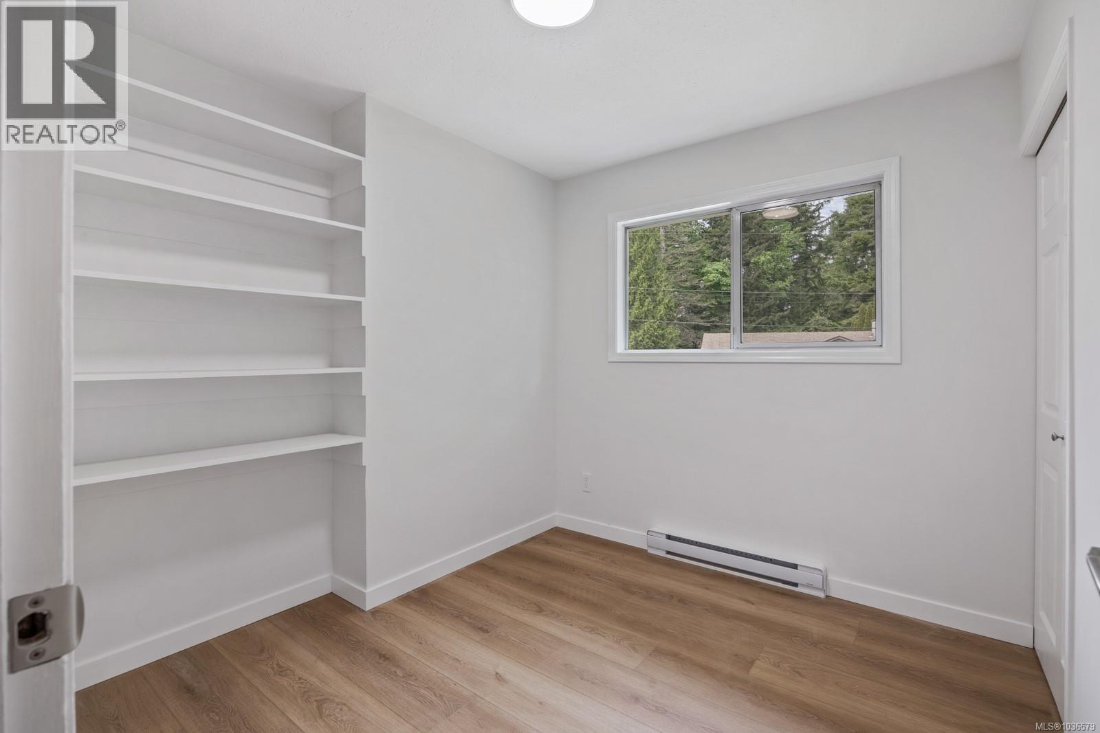 384 Cortez Cres - 19