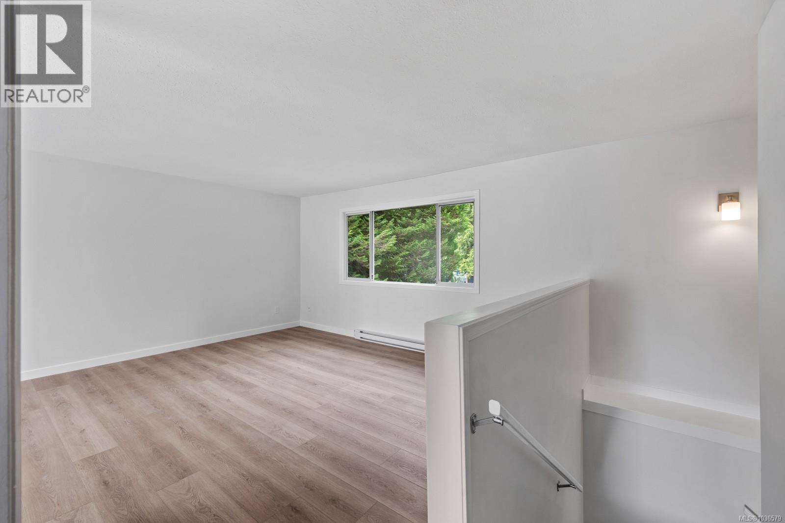 384 Cortez Cres - 24
