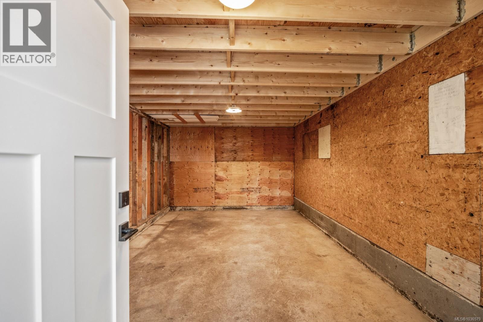 384 Cortez Cres - 28