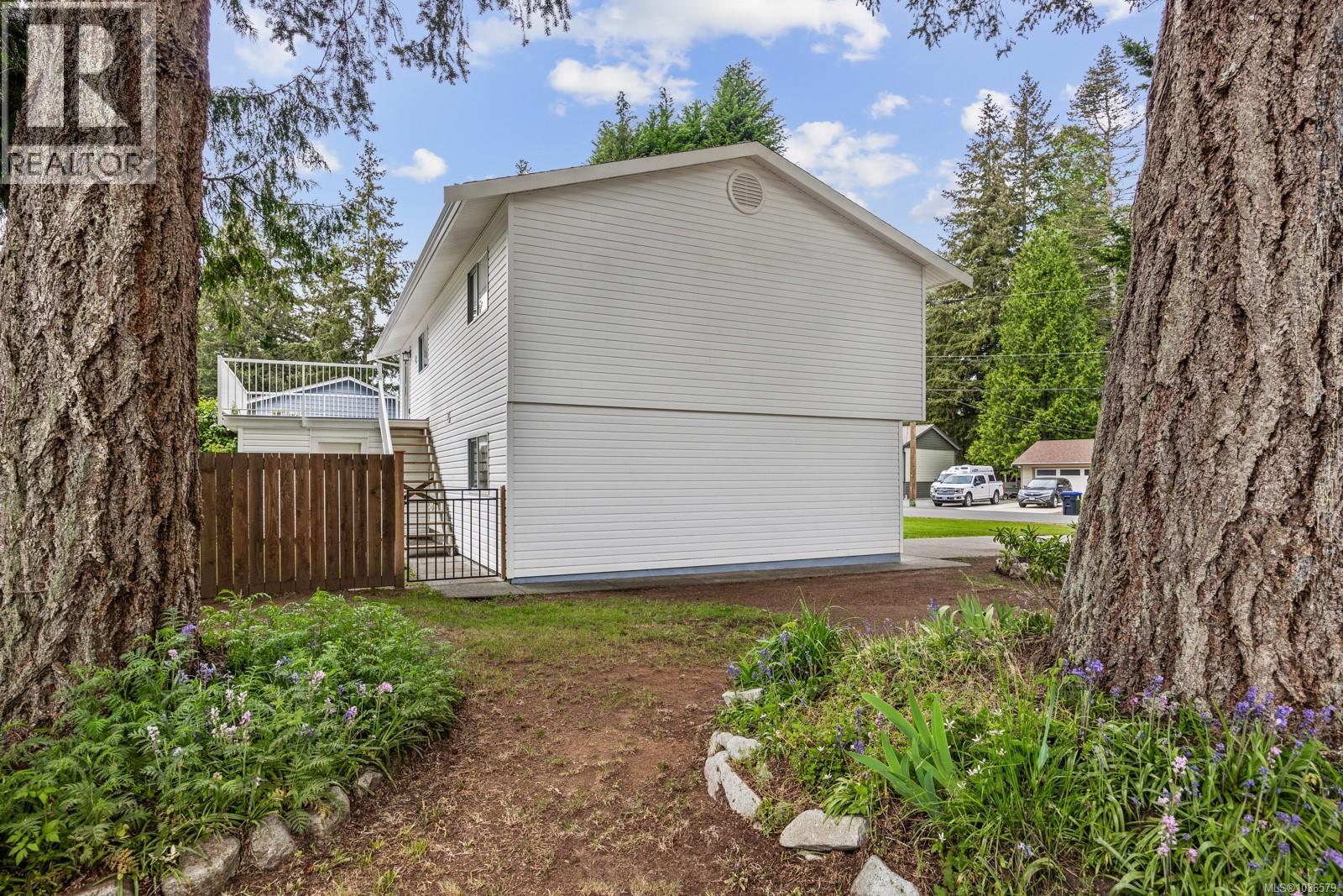 384 Cortez Cres - 32
