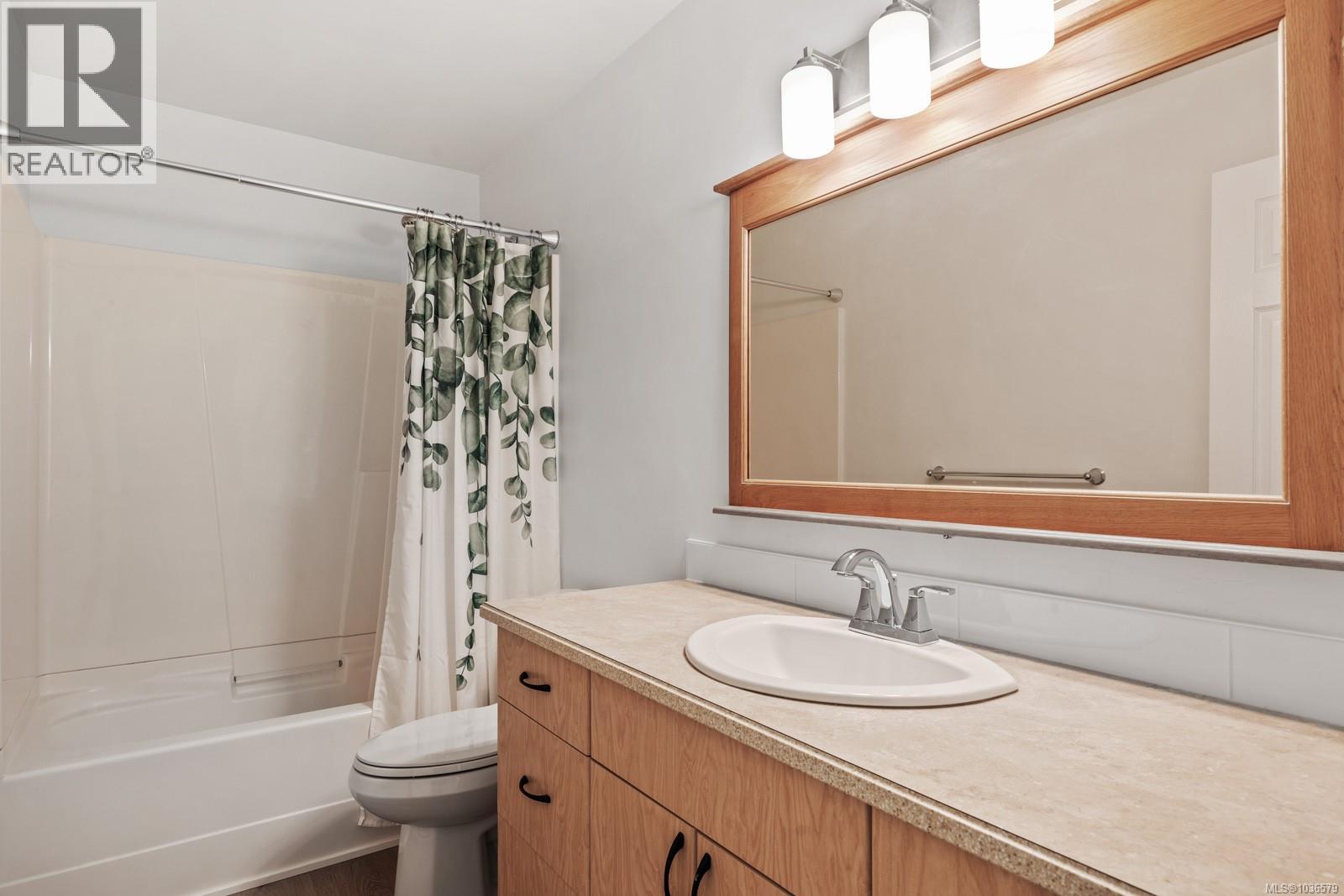 384 Cortez Cres - 8