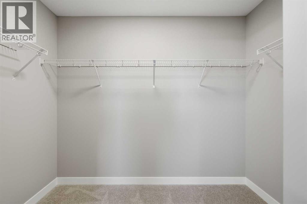 147 Belvedere Crescent SE - 29