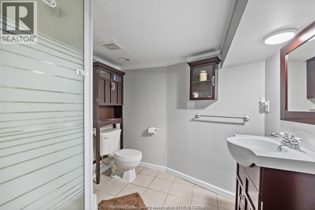 1640 HALL Unit# LOWER, Windsor, Ontario, N8X4S1 — Photo 3