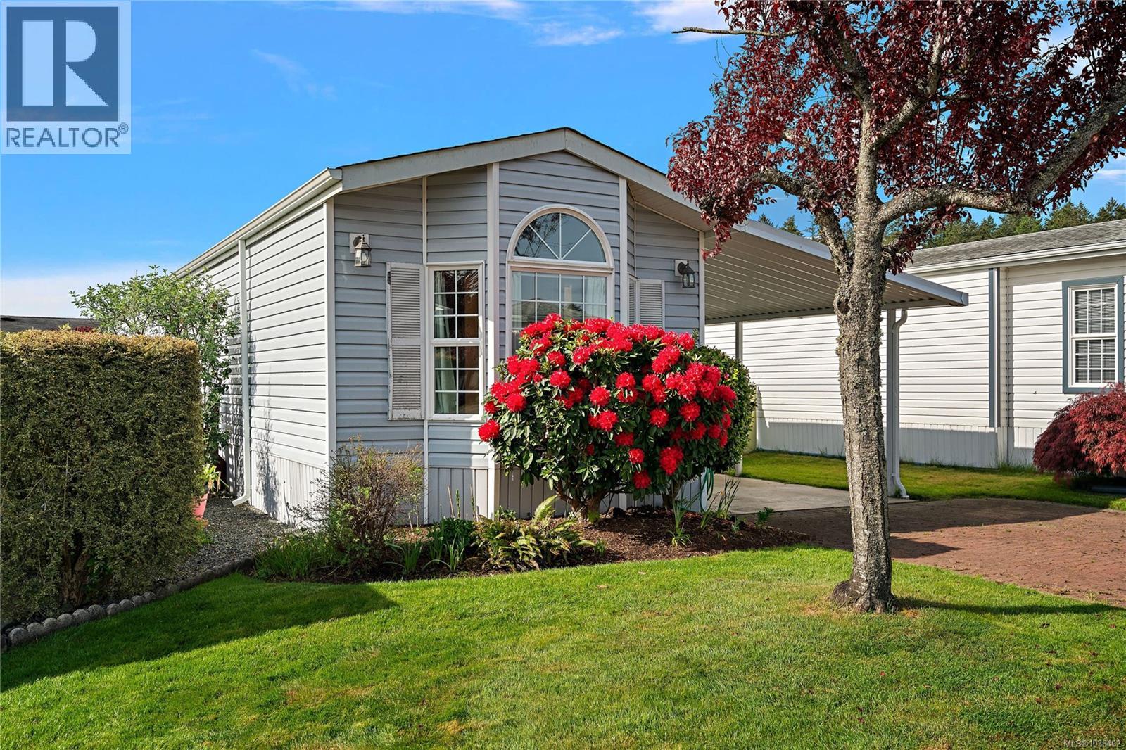 #81 7583 Central Saanich Rd - 25