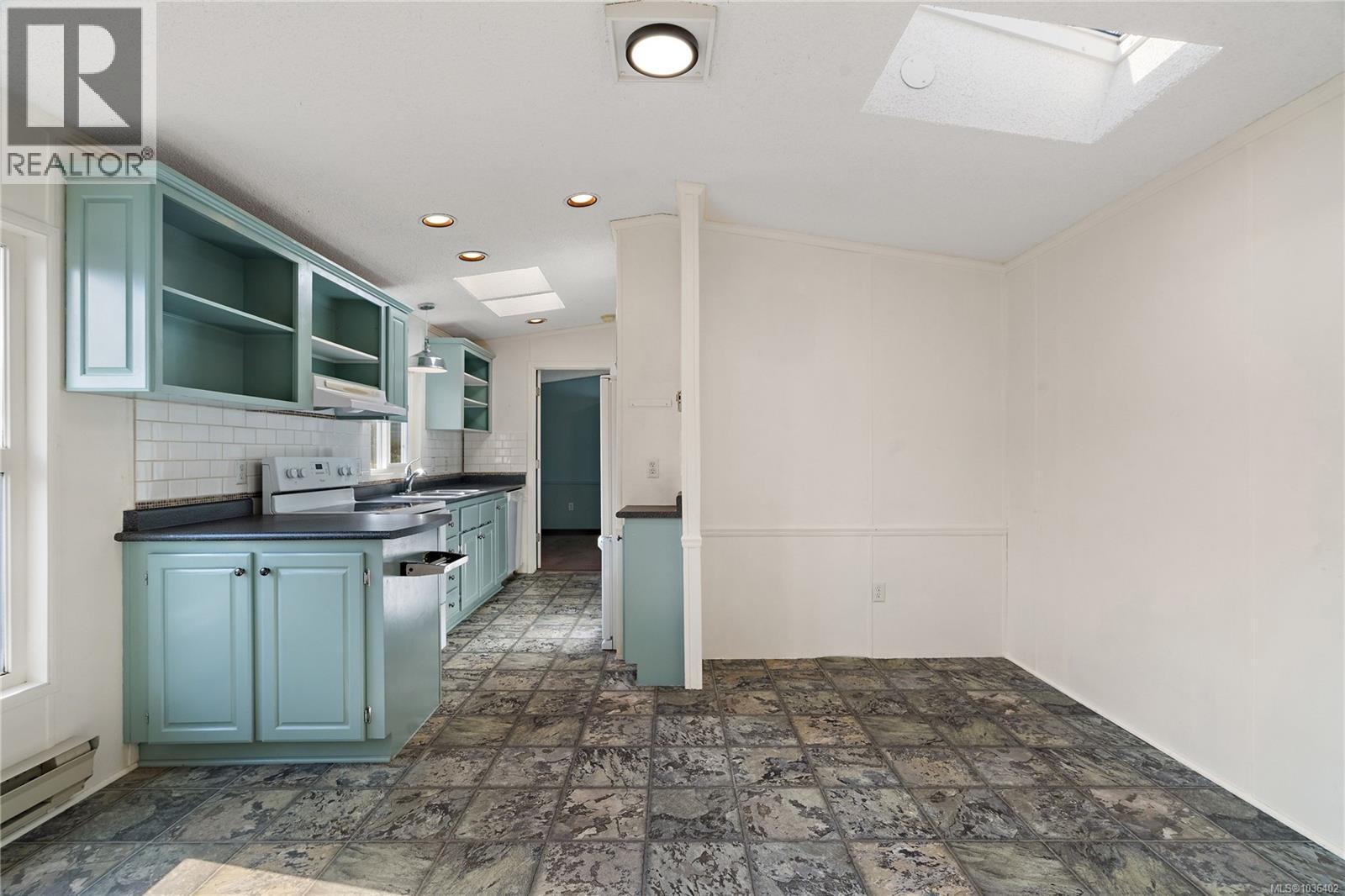 #81 7583 Central Saanich Rd - 9