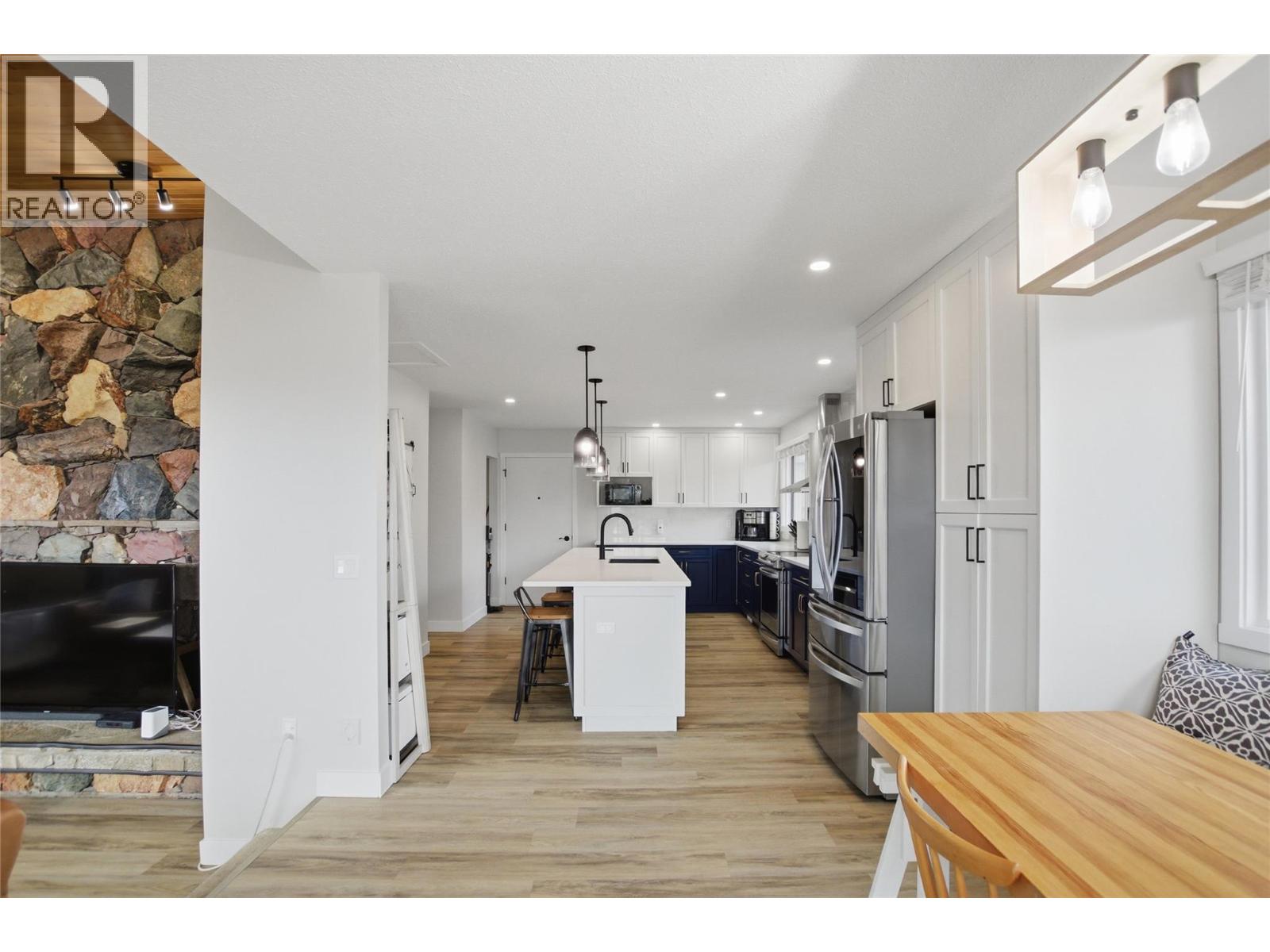 356 GLENEAGLES Drive - 4