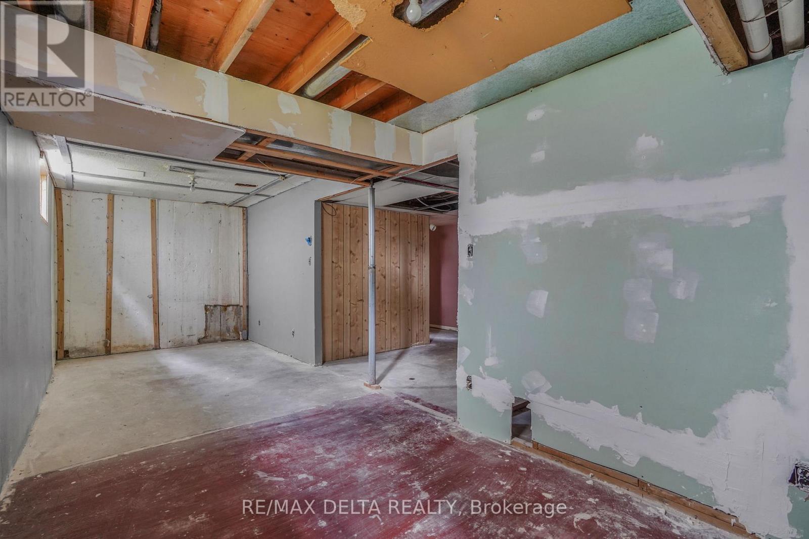 774 EDMOND STREET - 24