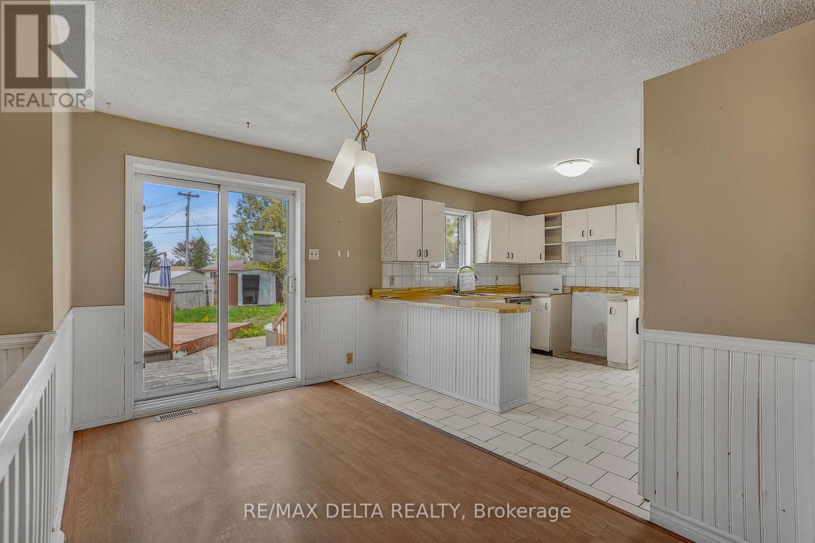 774 EDMOND STREET - 8