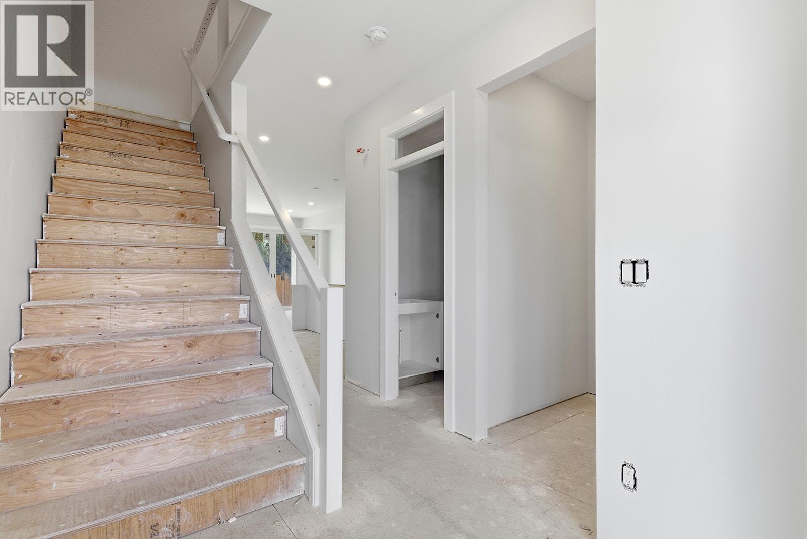 1715 Treffry Place, Summerland