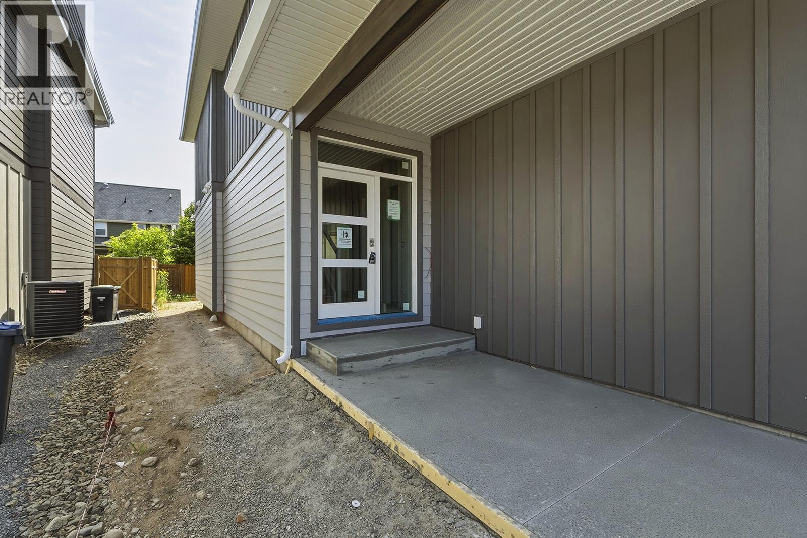 1715 Treffry Place, Summerland
