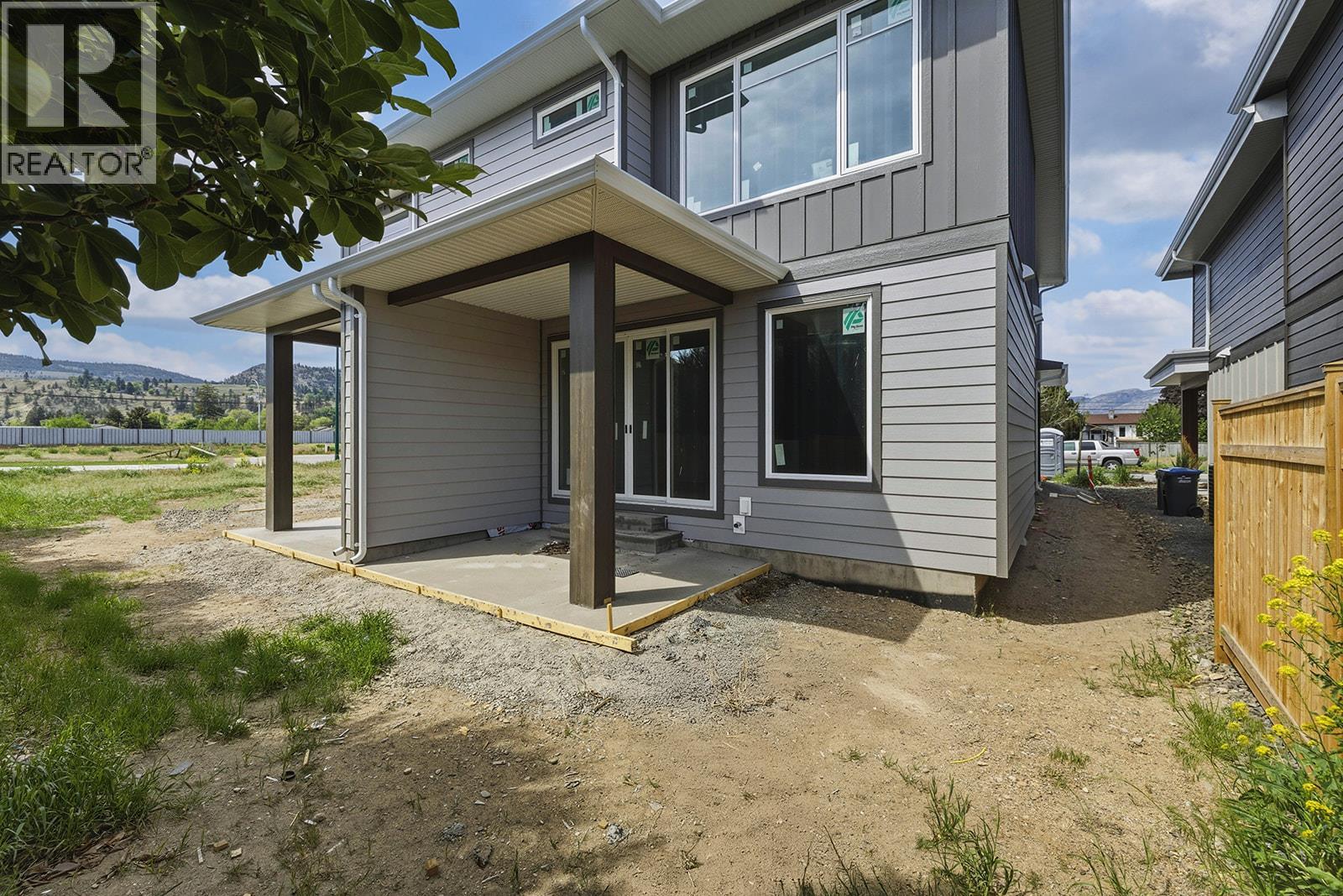 1715 Treffry Place, Summerland