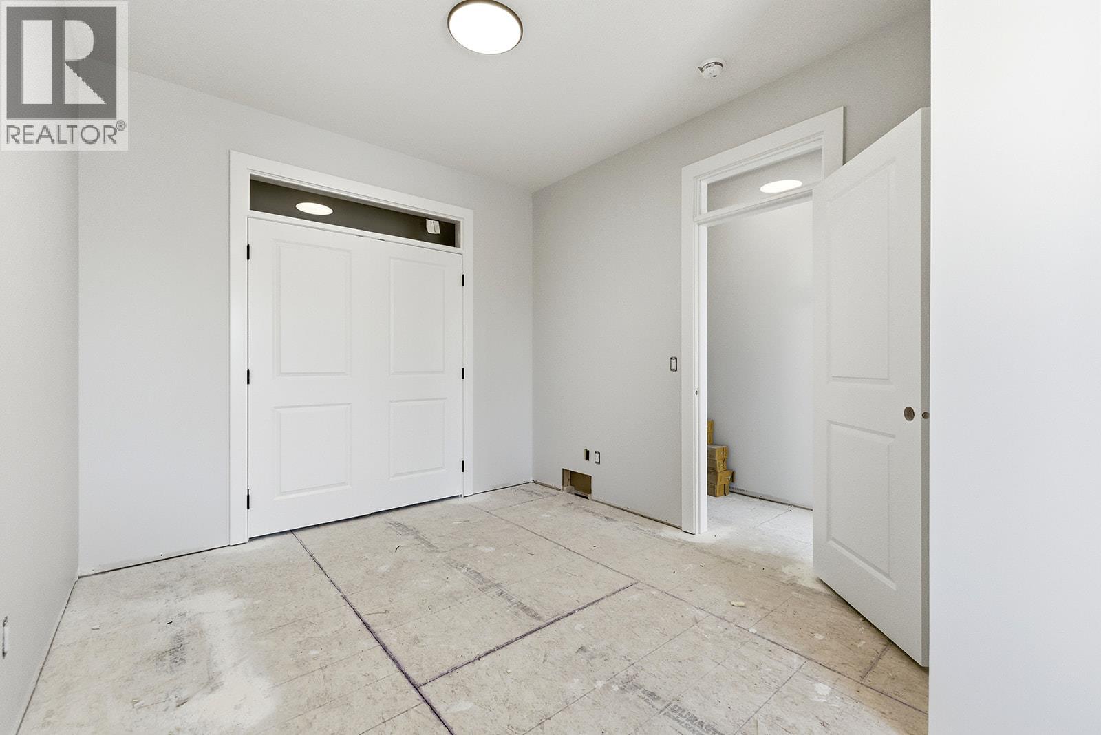 1715 Treffry Place, Summerland