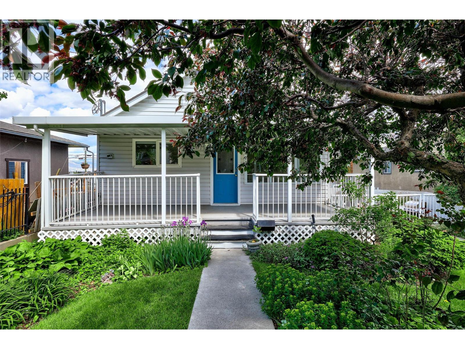 1022 Pleasant Street - 1