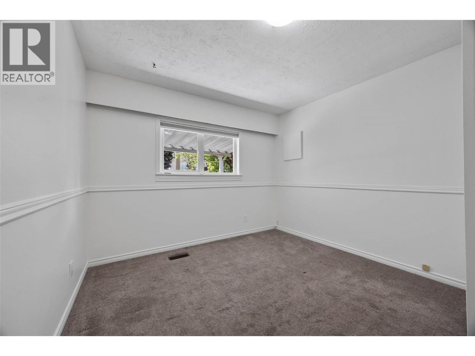 1022 Pleasant Street - 19
