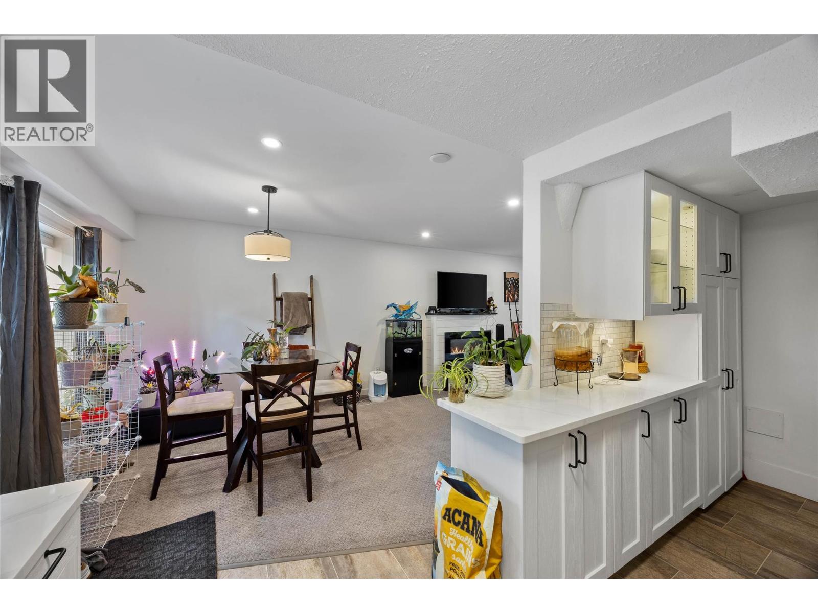 1022 Pleasant Street - 23