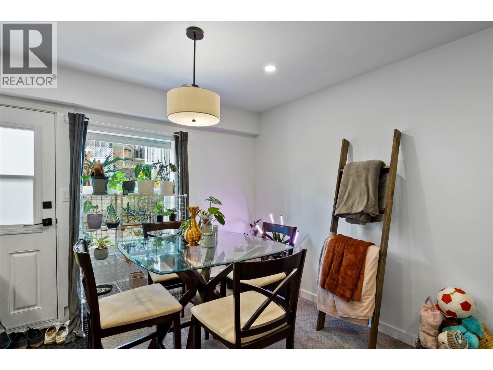 1022 Pleasant Street - 24
