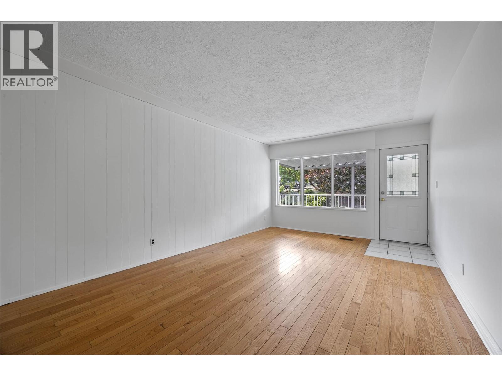 1022 Pleasant Street - 7