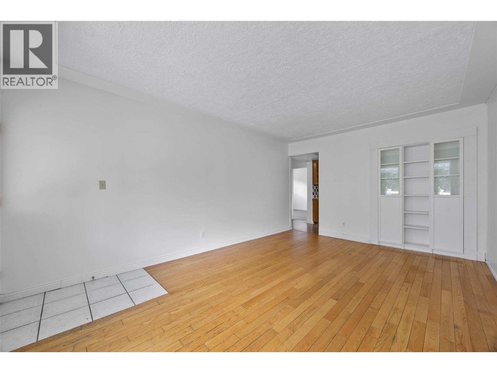 1022 Pleasant Street - 8