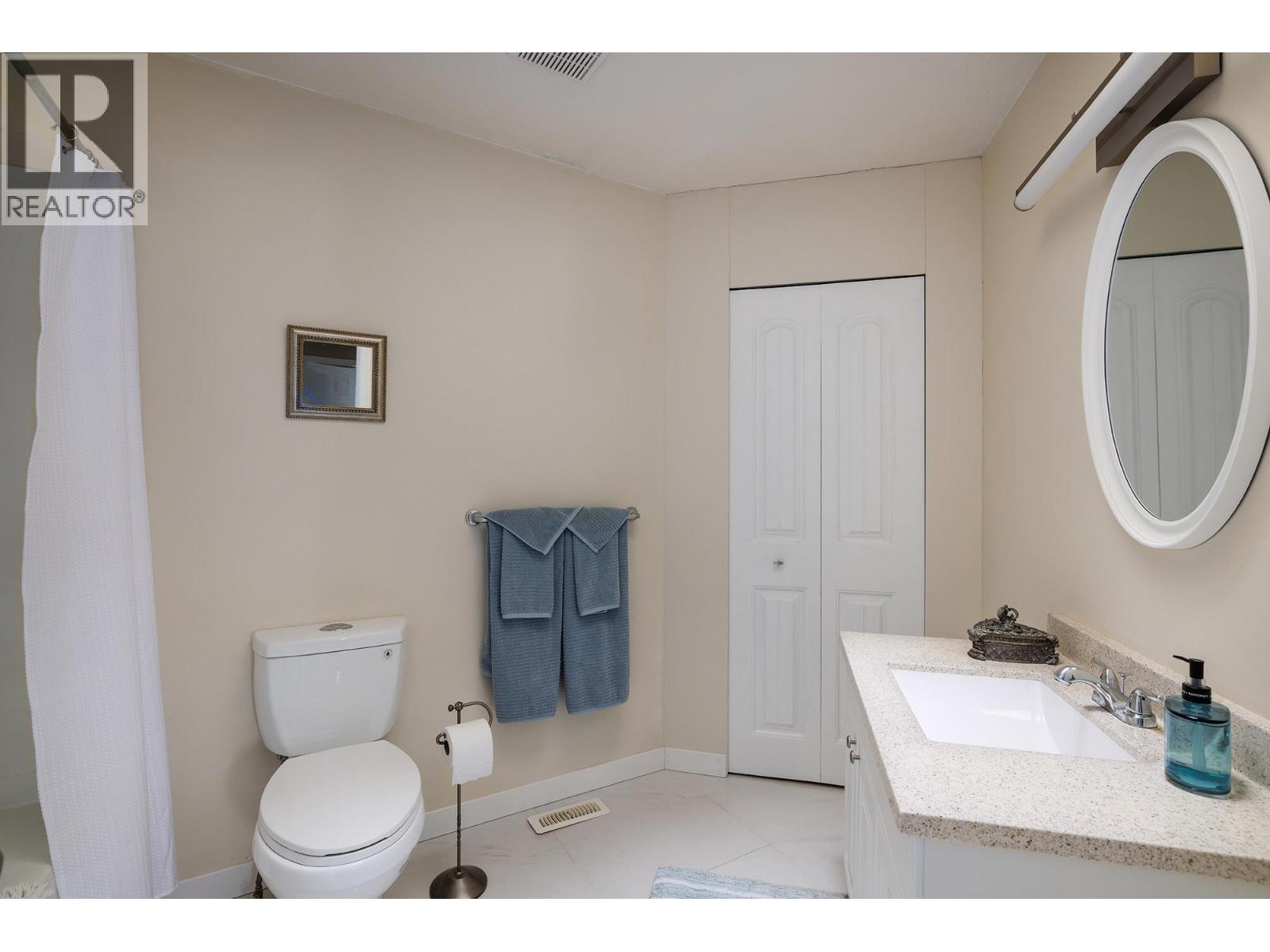 2117 Michelle Crescent - 24