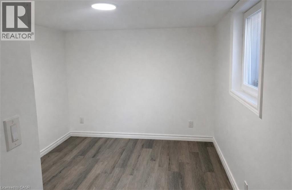 23 IVANHOE Road Unit# LOWER, Brantford, Ontario, N3R6T9 — Photo 10