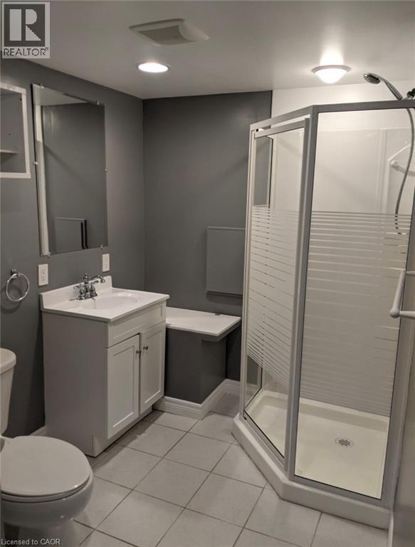 23 IVANHOE Road Unit# LOWER, Brantford, Ontario, N3R6T9 — Photo 5
