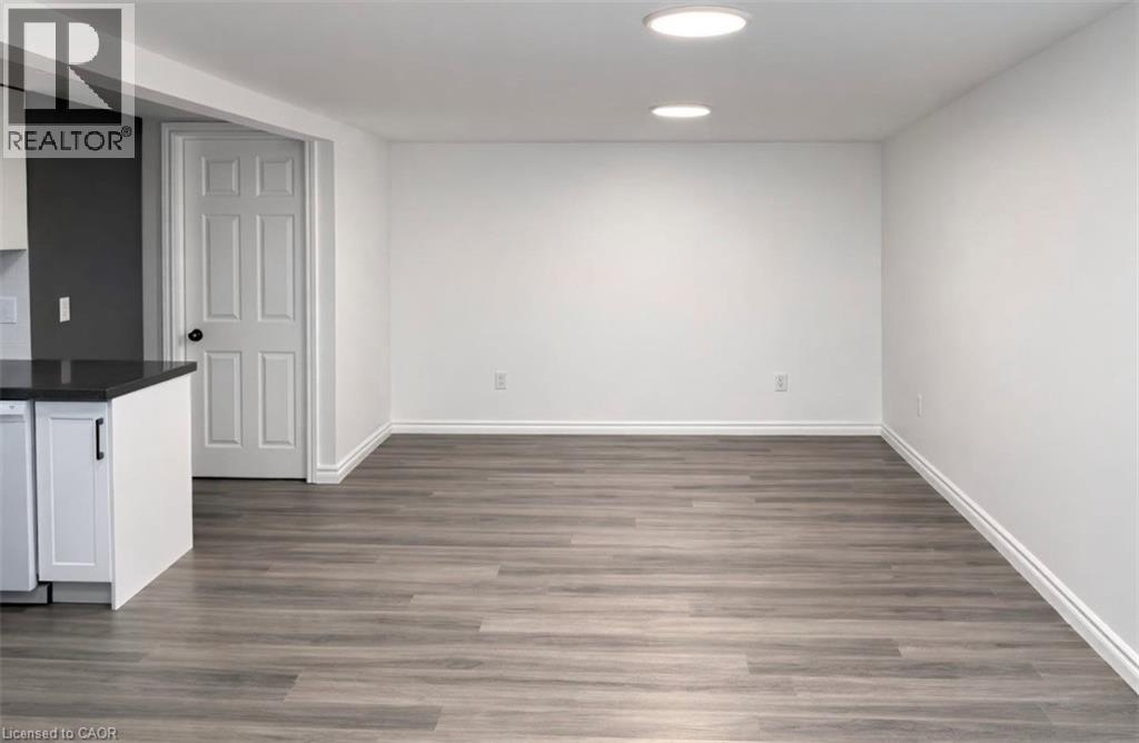 23 IVANHOE Road Unit# LOWER, Brantford, Ontario, N3R6T9 — Photo 16