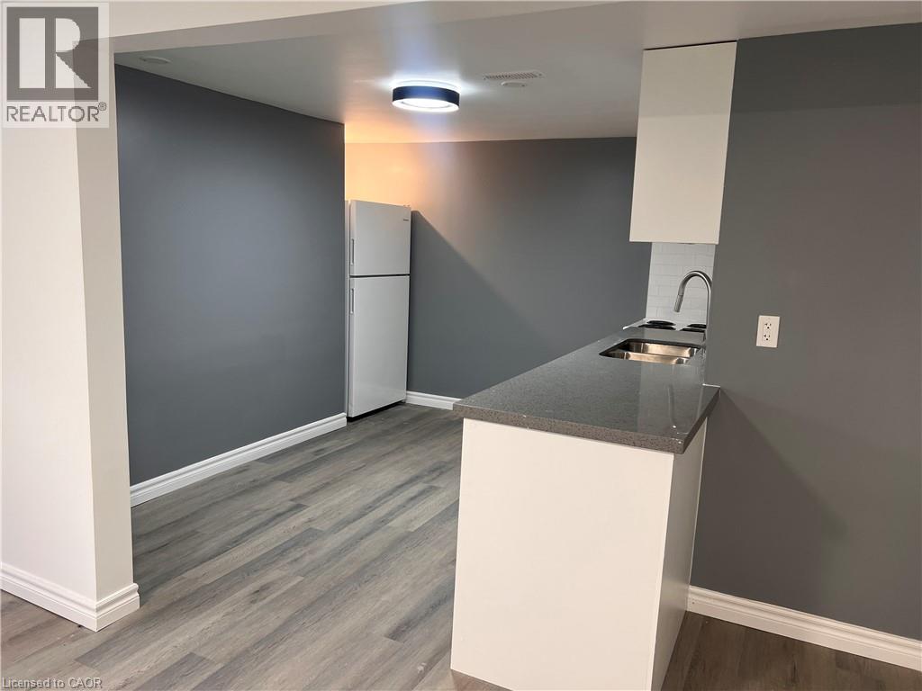 23 IVANHOE Road Unit# LOWER, Brantford, Ontario, N3R6T9 — Photo 11
