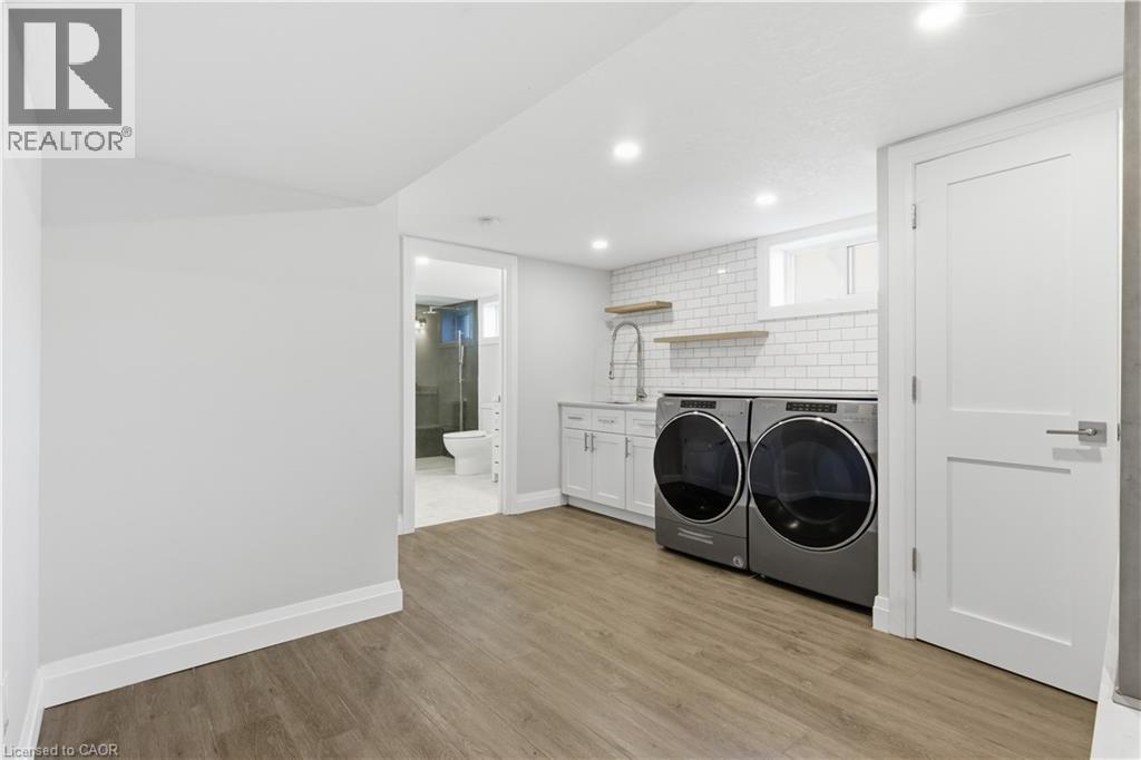 66 HEATHER Avenue, Kitchener, Ontario, N2B1M1 — Photo 25