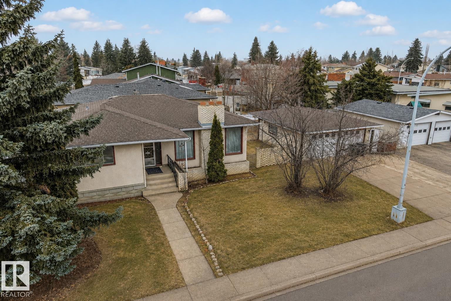 4104 109 ST NW - 21