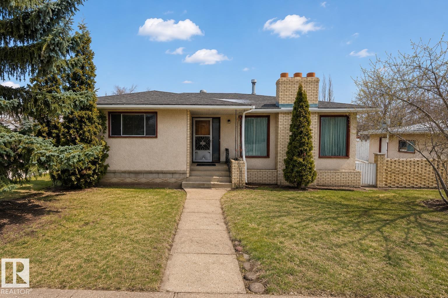 4104 109 ST NW - 15