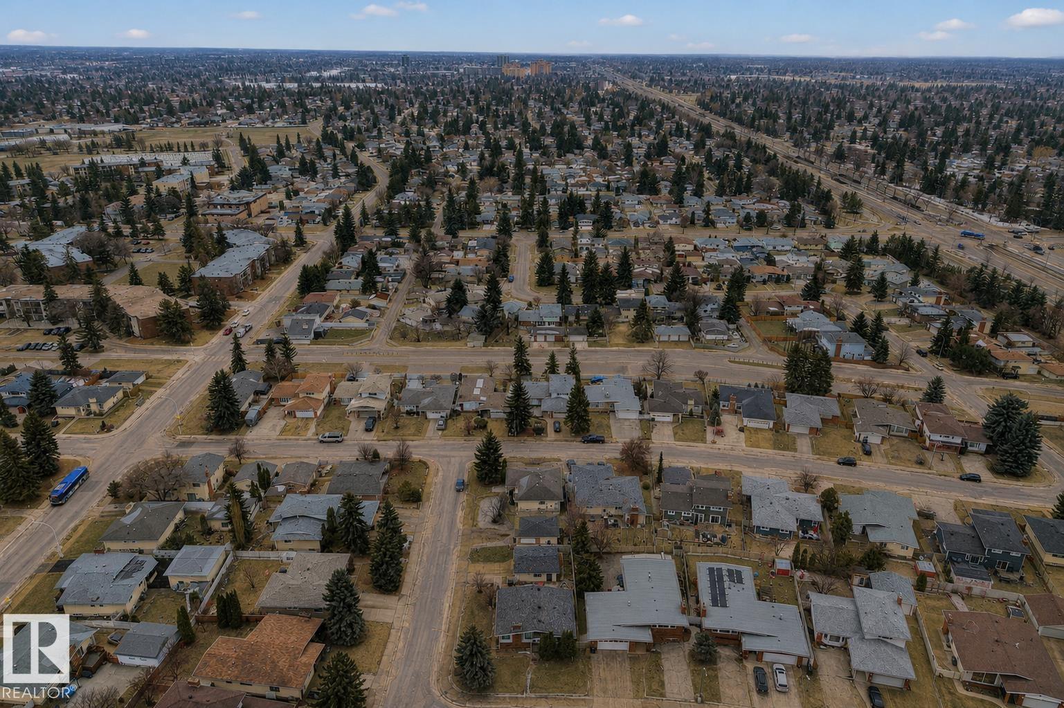 4104 109 ST NW - 18
