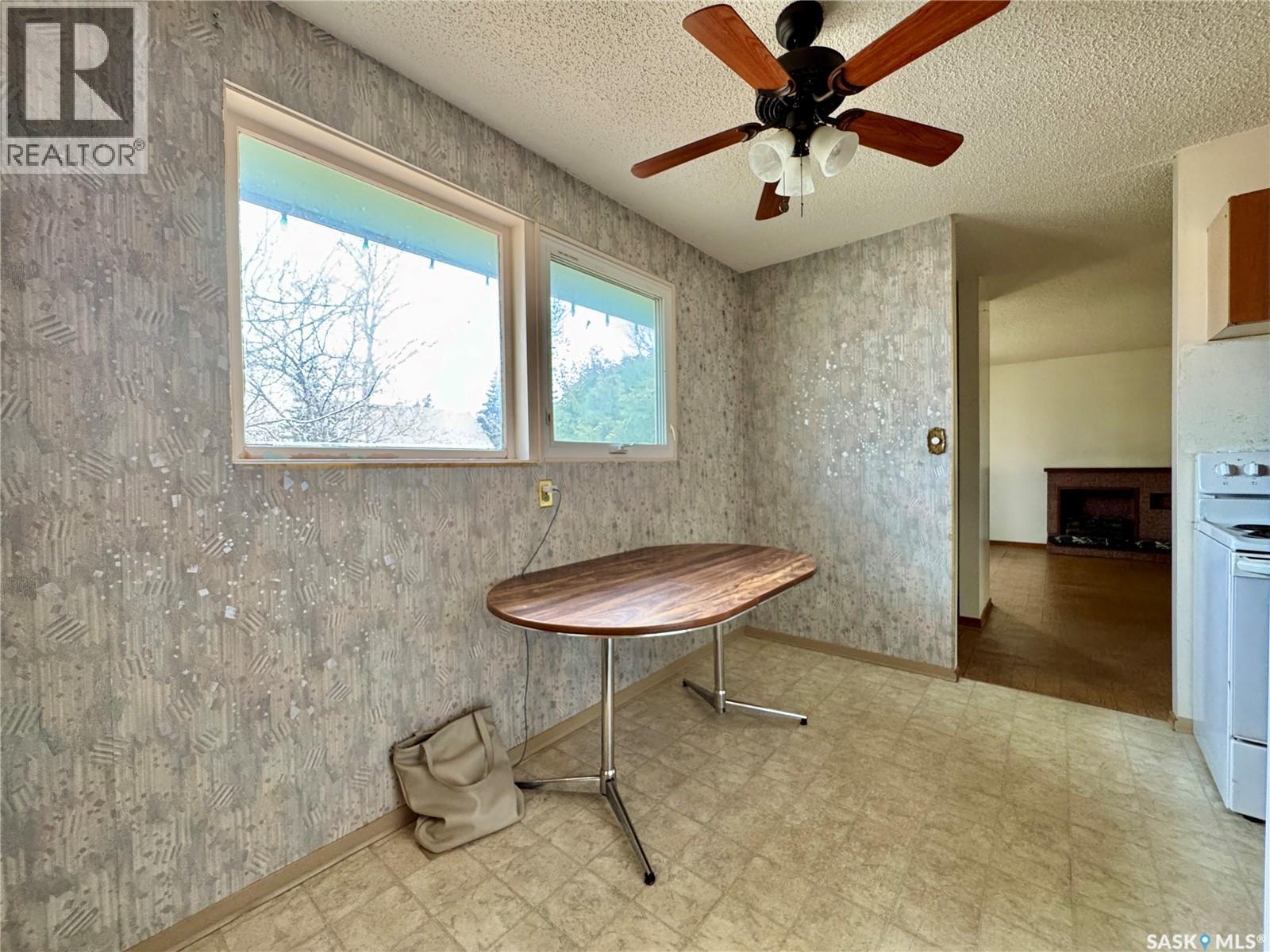 337 Third AVENUE N - Image 2
