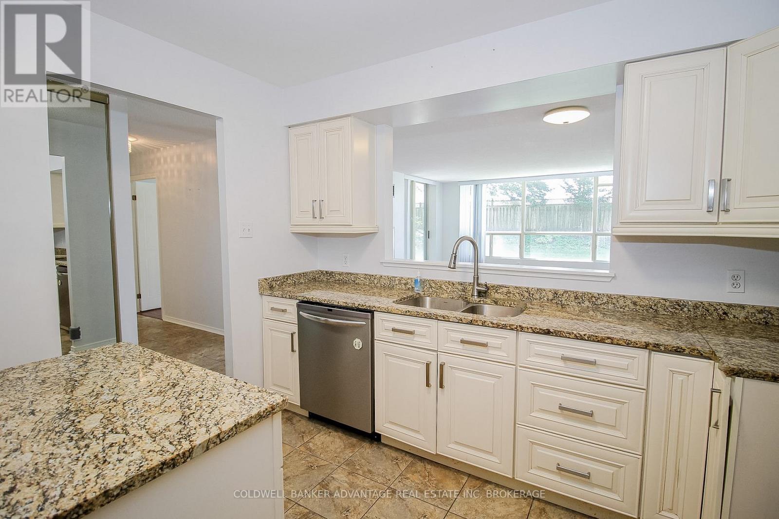 #105 5100 DORCHESTER ROAD - 13