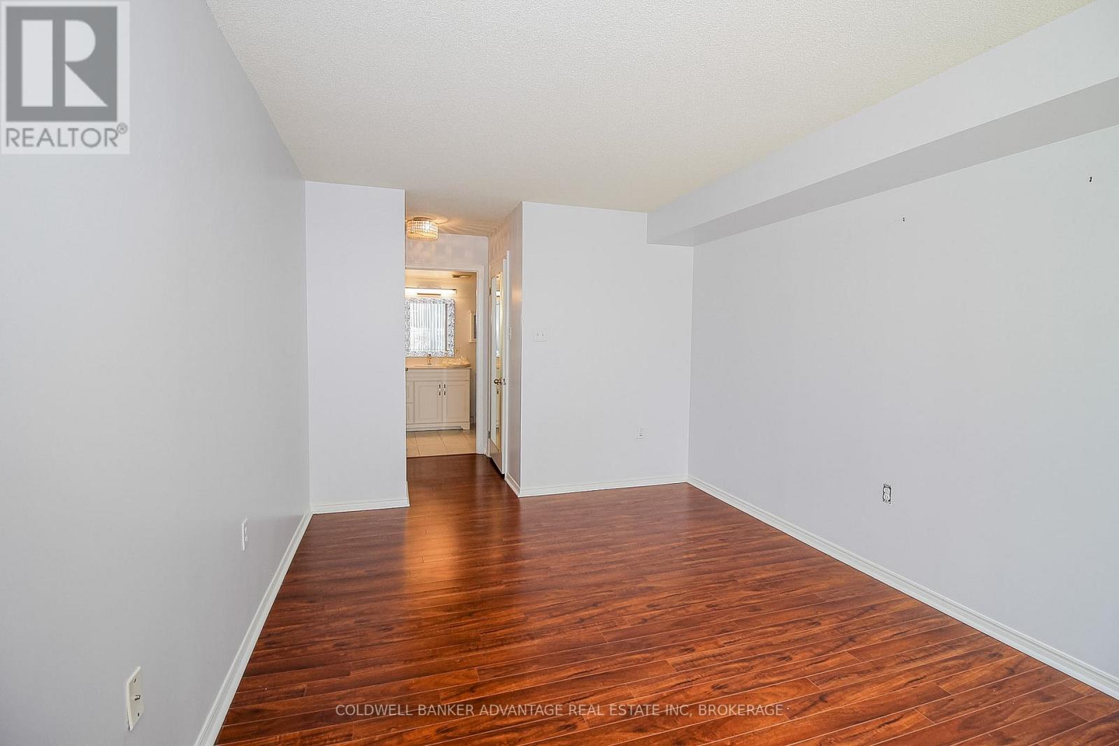 #105 5100 DORCHESTER ROAD - 23