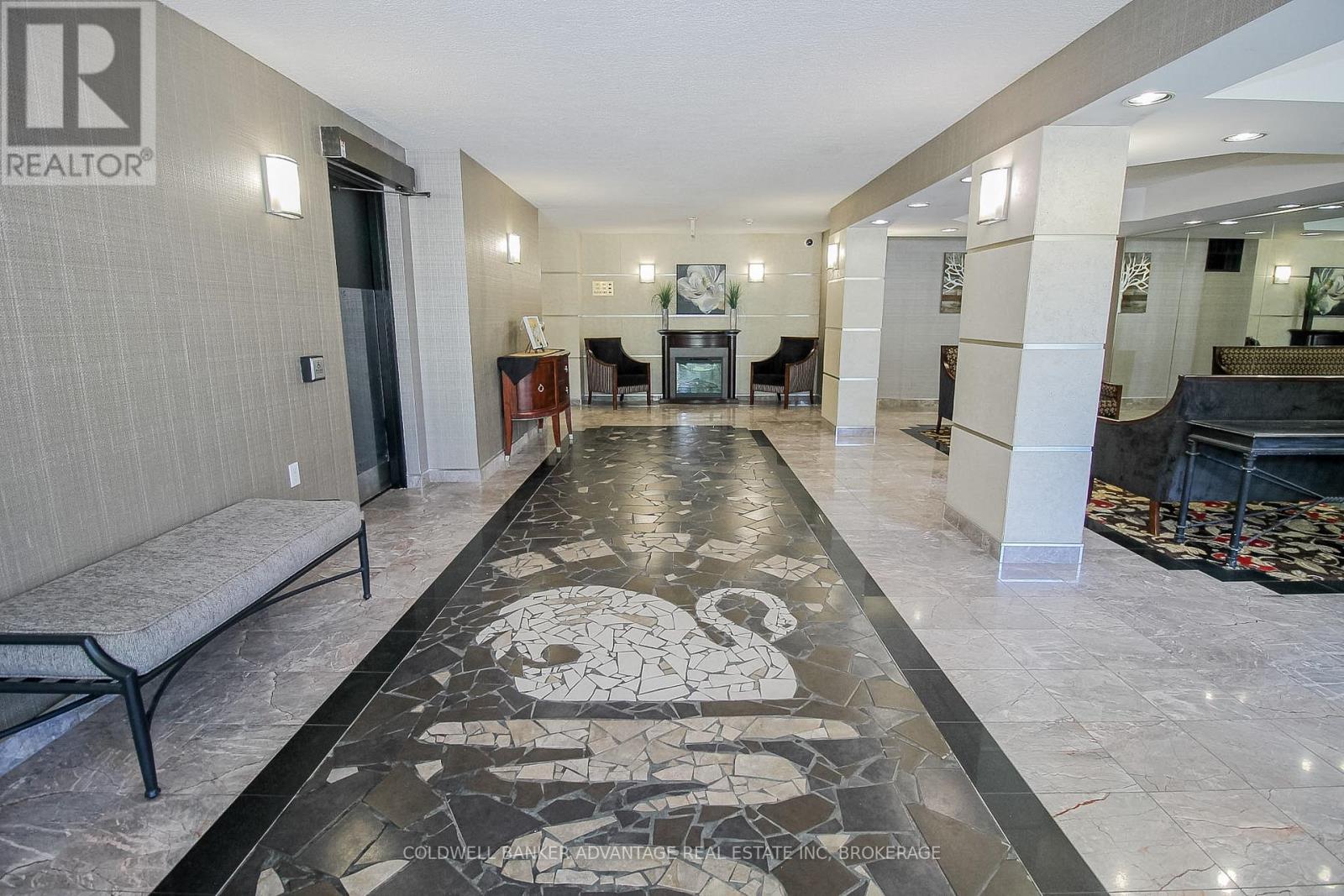 #105 5100 DORCHESTER ROAD - 3