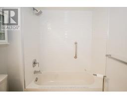 105 - 5100 Dorchester Road, Niagara Falls, ON L2E7H4 Photo 25