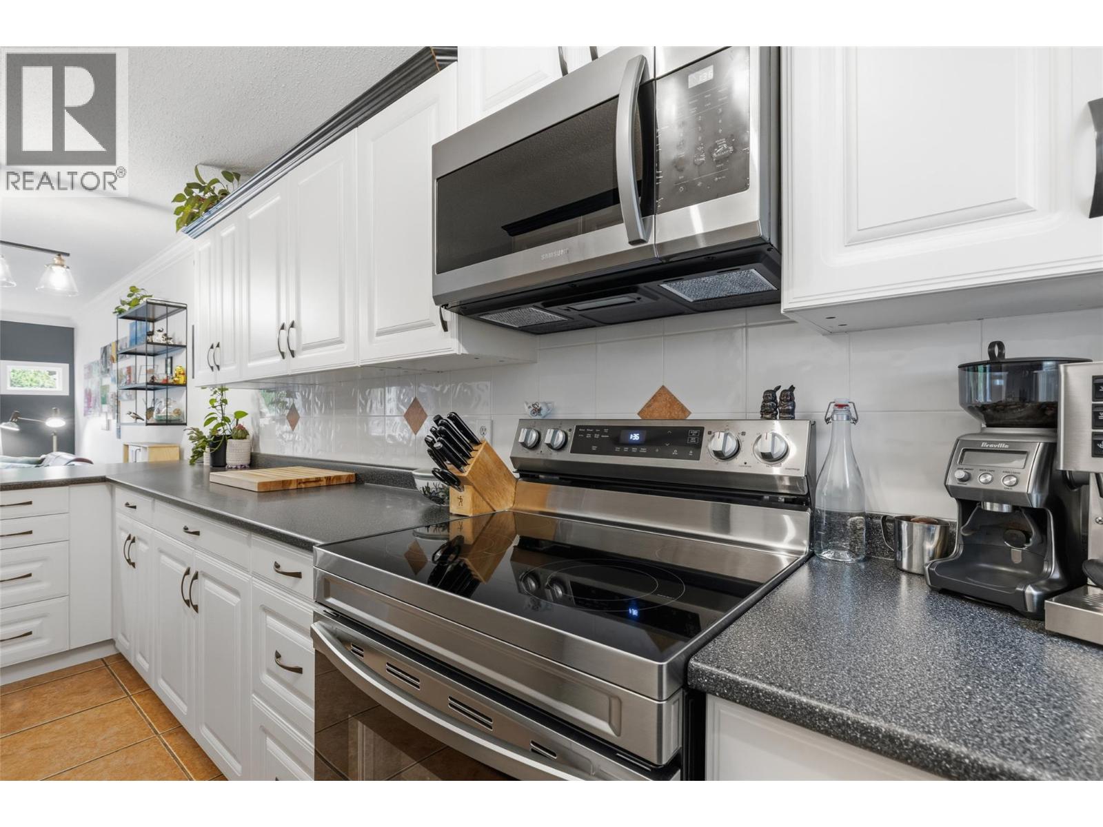 3135 Walnut Street Unit# 2, Kelowna