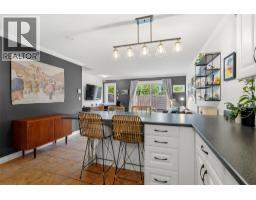 2 3135 Walnut Street, Kelowna