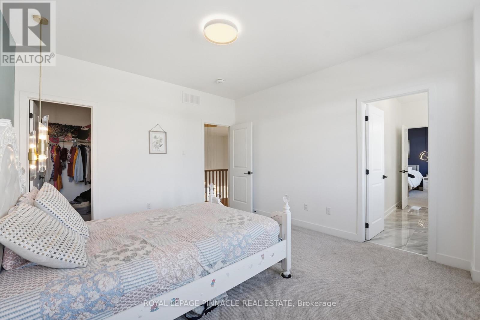 921 BECKTON HEIGHTS - 29