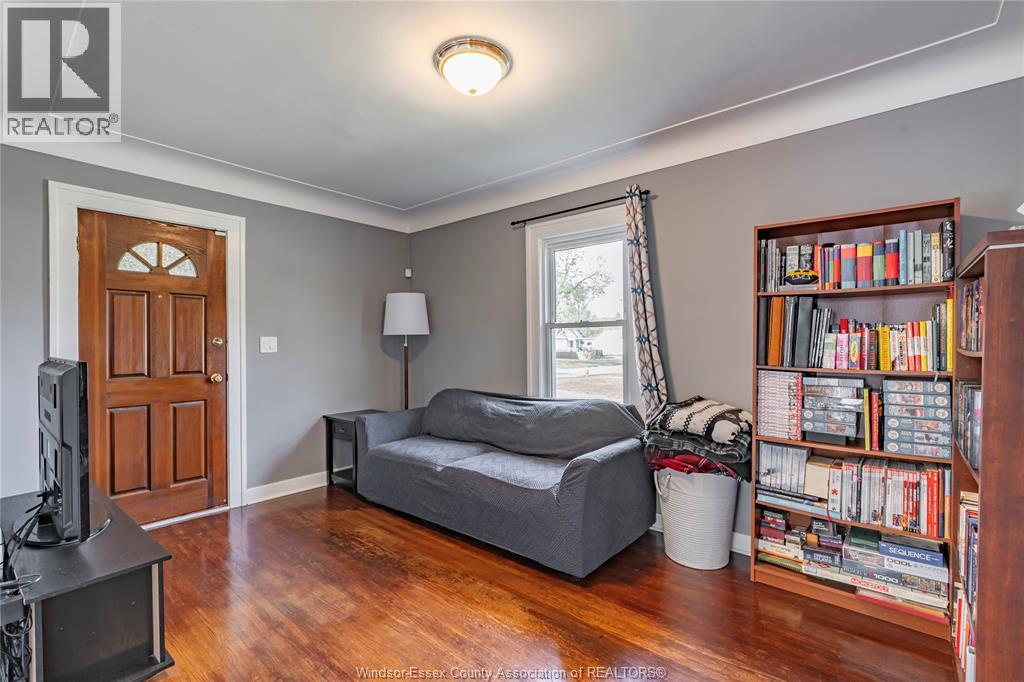 704 CHARLOTTE, Windsor, Ontario, N8X3A8 — Photo 8