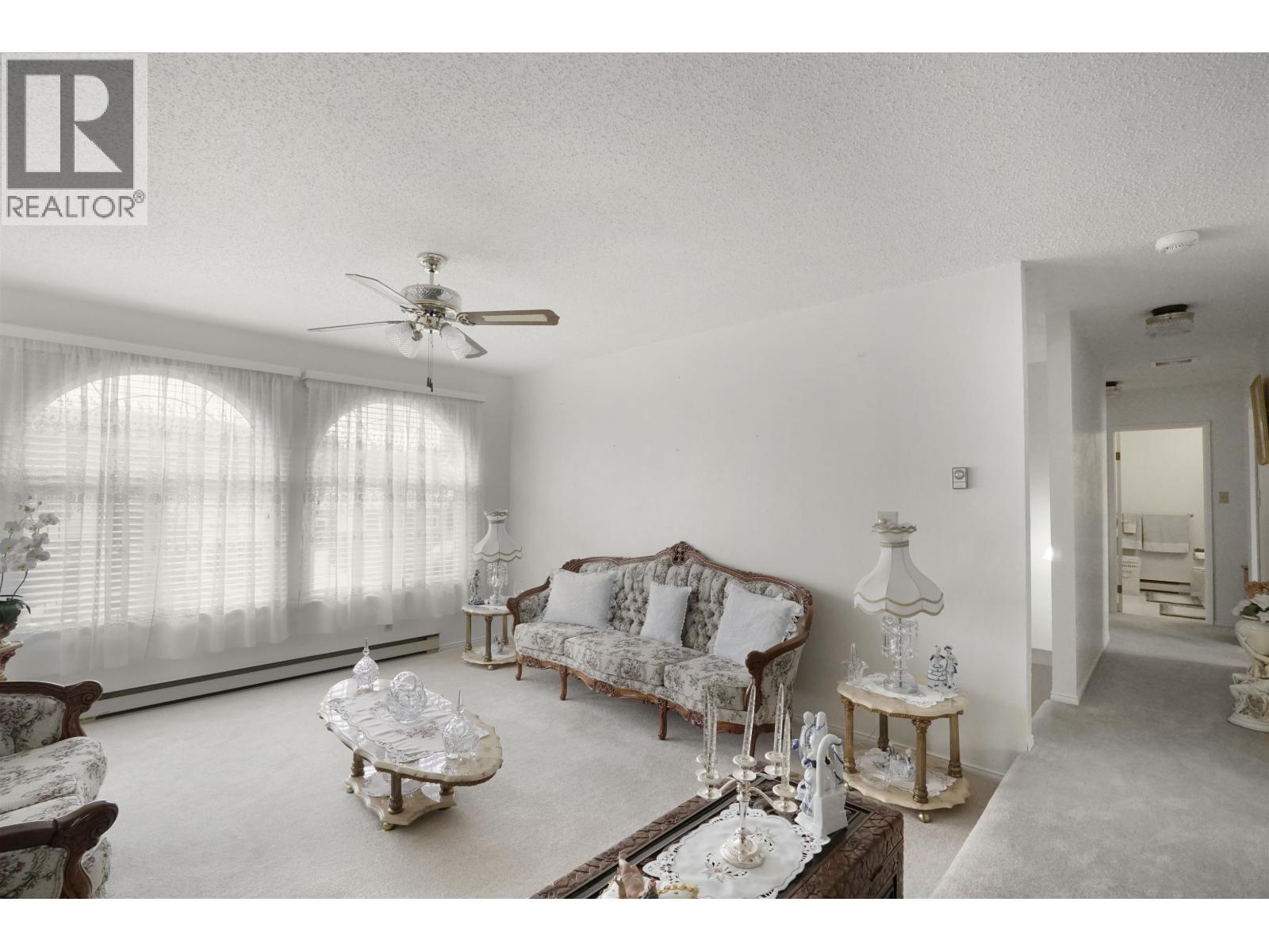 82 BRAUN STREET - 3