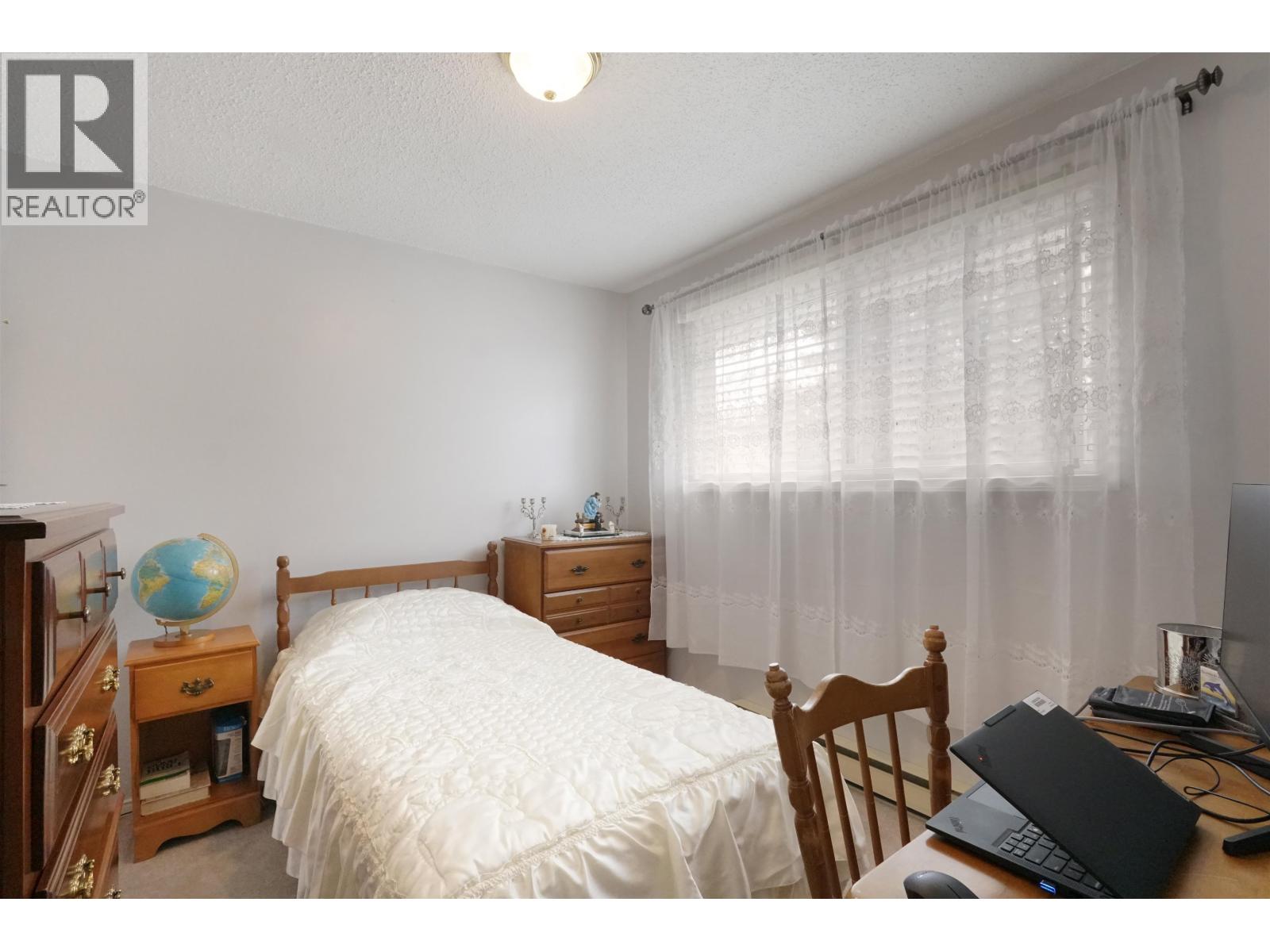 82 BRAUN STREET - 16