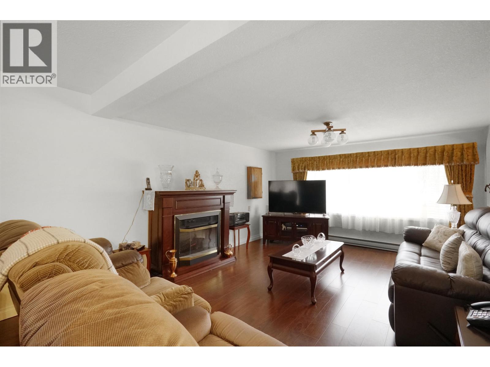 82 BRAUN STREET - 21