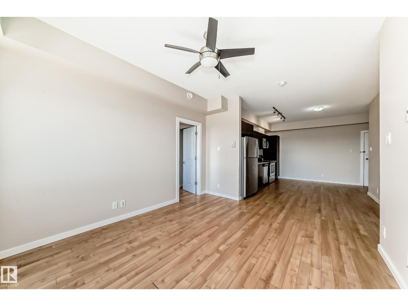 #413 9519 160 AV NW, Edmonton